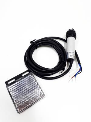 Sensor Fotoel. Retro. M18 2m 10/30 VCC 4 Fios PNP Rev P18R-200-DPC*
