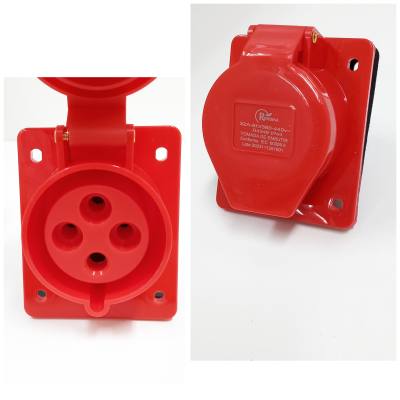 Tomada Ind Emb 3 P + T 32 A Vermelho 6H IP44 7884246 *