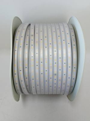 Fita Led 14,4W 3000K Protegida 220V 600 Lumens IP65 5050A *