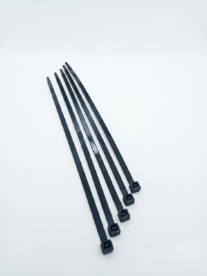 Abracadeira Plastica 238 x 4,8 mm Preta F7024UVPR100*