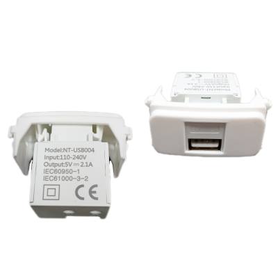 Modulo Tomada Carregador USB Bc Compose 14601896*