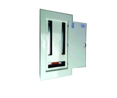 CD 48 Disjuntor DIN Embutir C/ Barramento 100A 748GS100TB*