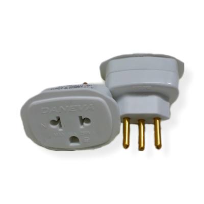 Adaptador Tomada 2P + T Universal Branco*