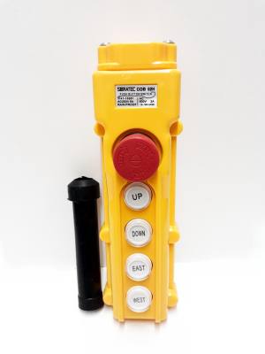 Botoeira Pendente c/ 4 Botoes + Emergencia COB62H (5664) *